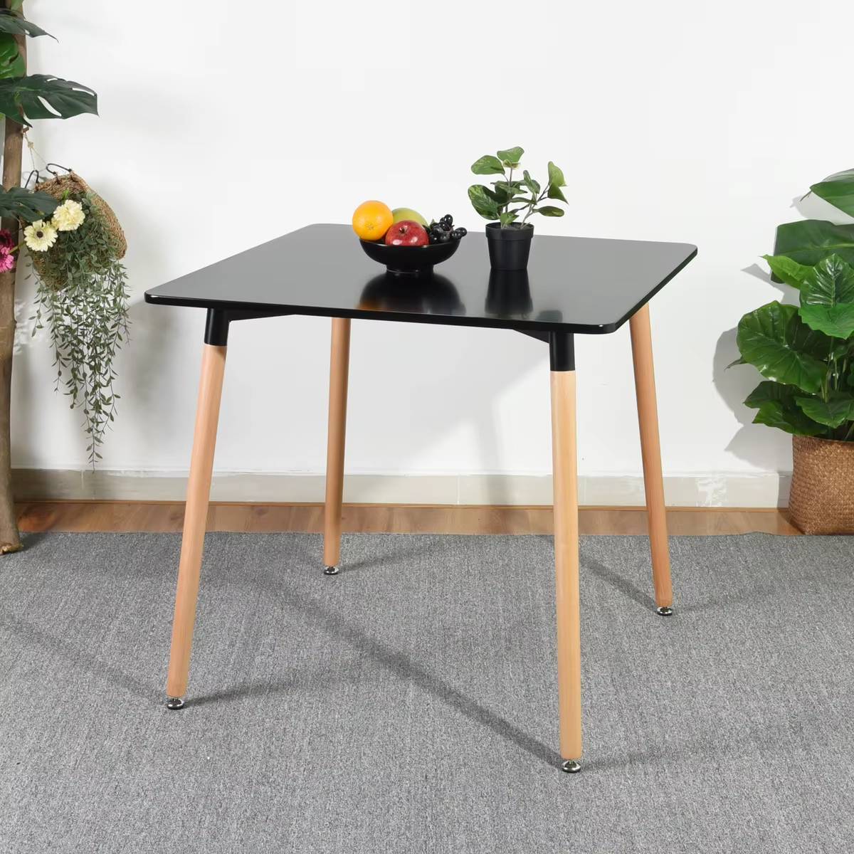 Mesa Milan 80 cm Cuadrada Laqueada